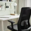 Ergonoomiline kontoritool Vareon tarnija originaalses interjööris